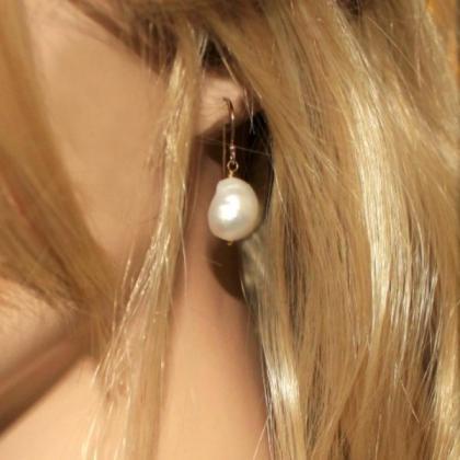 14k Gold Filled Baroque Pearl Earrings