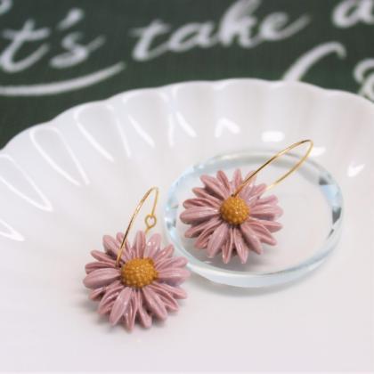 Daisy Polymer Clay Hoop Earrings / Boho Floral..