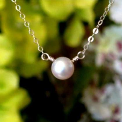 Simple Freshwater Pearl Pendant Necklace. Tiny..