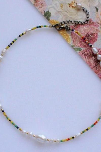 Pearls and multicolor beaded Necklace