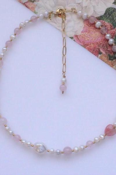 Pearls and Rose Quartz beaded Necklace
