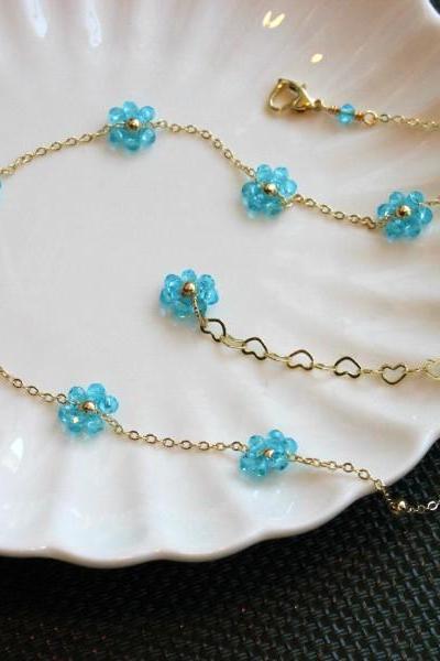 Daisy Blue Crystal Beaded Flower Choker Necklace